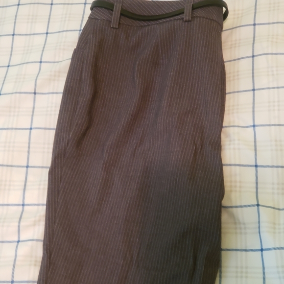 Calvin Klein pants gray stripe pants suit. Jacket size 10P, pants size 2P - Picture 5 of 12